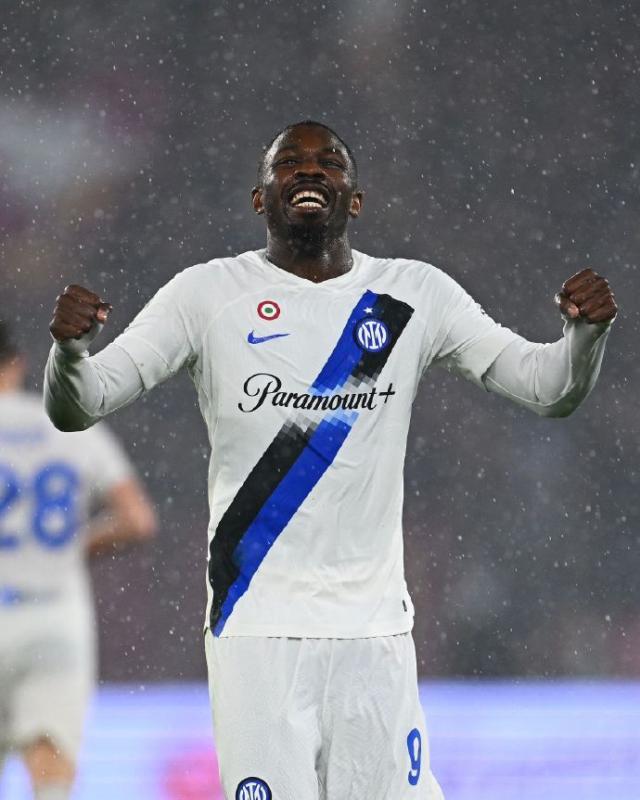 1707612858347083309.jpg 1707612853485.jpg