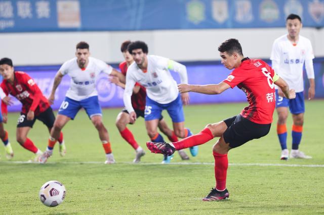 开云官网-奥斯卡为转会开始放手一搏 恩师有意科林蒂安无心