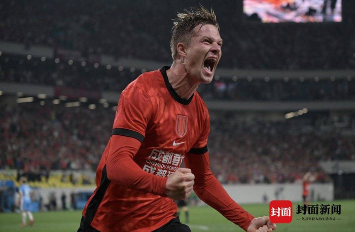 八连胜！成都蓉城主场3-0轻取河南|河南队|中超|索罗金|上海申花足球俱乐部|拜合拉木_新浪新闻